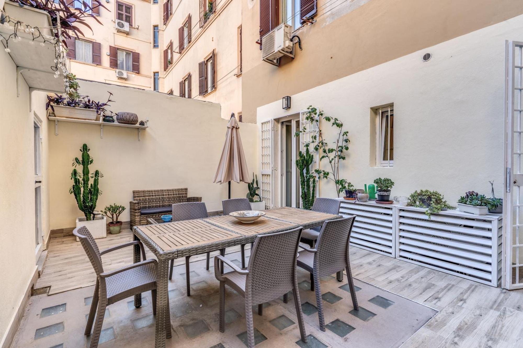 Nala Luxury Apartment With Terrace Roma Dış mekan fotoğraf